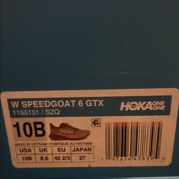 Hoka Women\'s Trail Sneakers in Mauve and Peach
